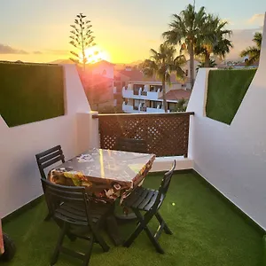 Moderno Y Luminoso Atico Con Vistas Y Piscina , San Miguel de Abona España